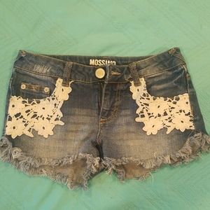 ♡ Lace mossimo fringe jean shorts size 1